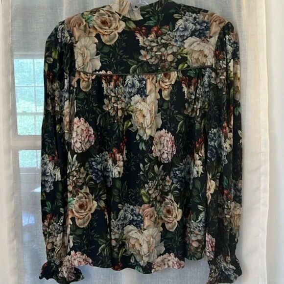Bl^nk London X Anthropologie NWOT Stephanie Dark Floral Embroidered V-Neck Top - Picture 5 of 6